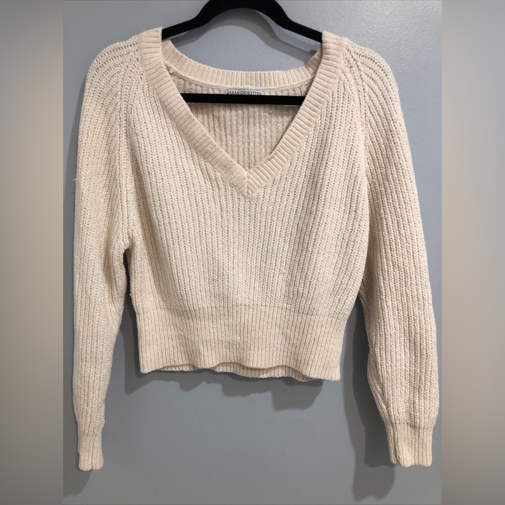 Urban Outfitters Cream Cropped V-Neck Sweater Women’s Size XS